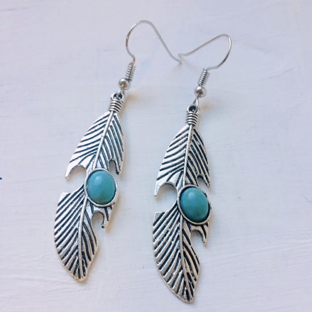 5 for $25 SILVER COLOR FEATHER EARRINGS